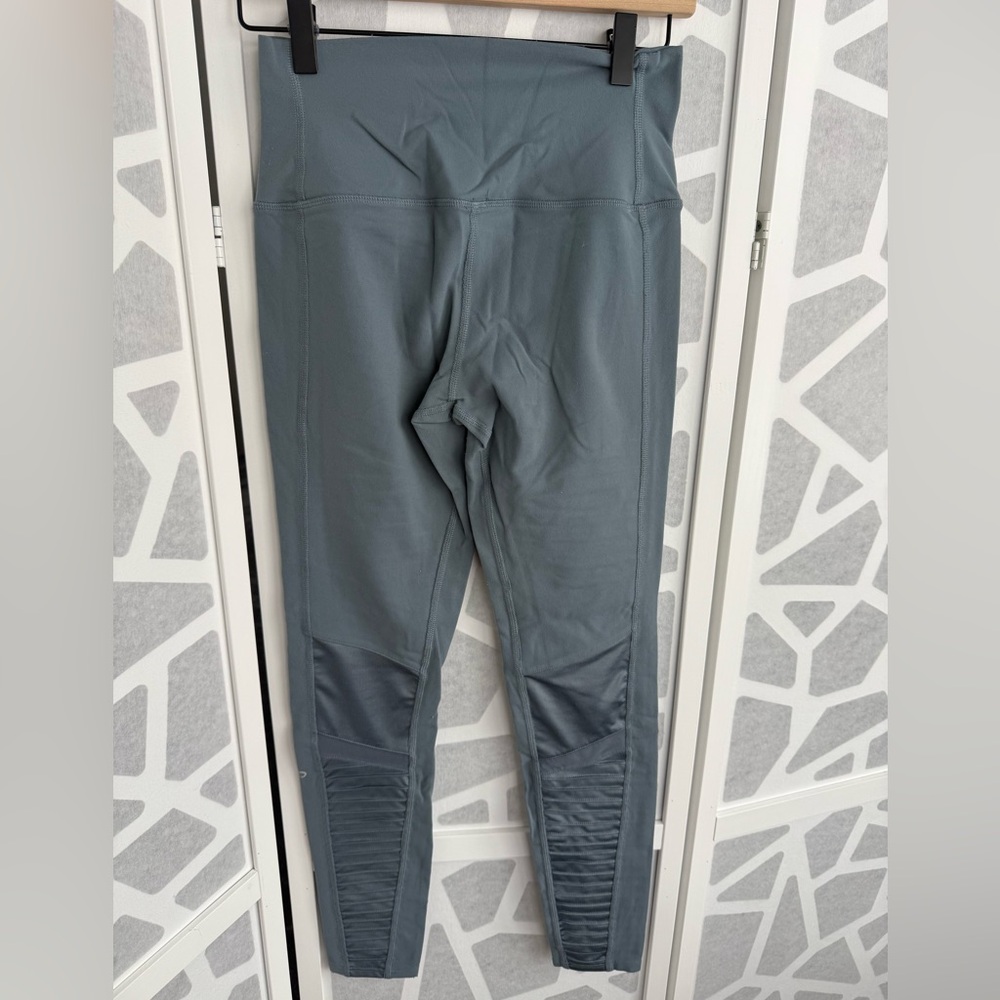 ALO Yoga Moto High-Waisted Leggings Gray/Blue